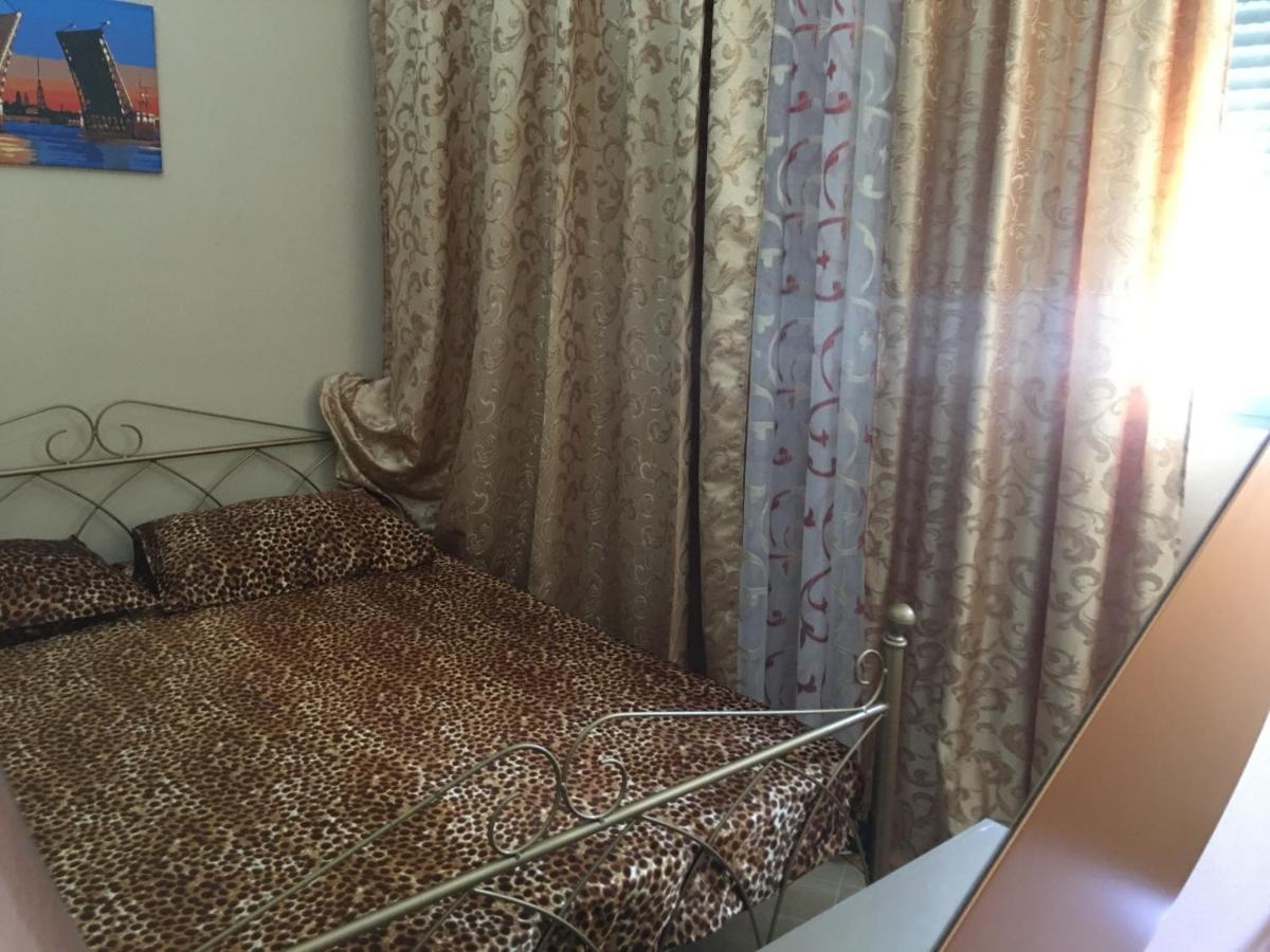 Royal Apartment Luxury Holiday For Queen And King ซารานเดอ ภายนอก รูปภาพ